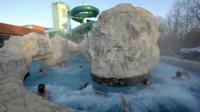 Archivbild: Petra Hartl
Hier, im Wildwasserkanal der Weidener Thermenwelt, hat ein 41-Jähriger am Samstag mehrere Mädchen und Frauen angefasst.