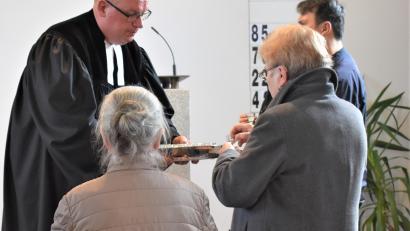 Bild: rgr
Wie viele andere Christen feierten auch Gläubige in Grafenwöhr einen Karfreitagsgottesdienst.