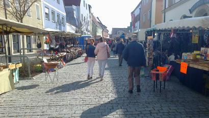 Bild: Stadt Sulzbach-Rosenberg/exb
Die Neustadt wird am Weißen Sonntag wieder zur Flaniermeile für Marktbesucher.