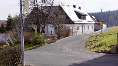 Bild: bkr
Der Fichtenweg in Witzlasreuth soll ausgebaut werden.