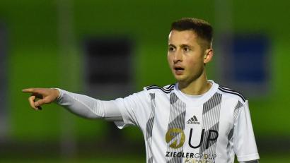 Bild: A. Schwarzmeier
Moritz Zeitler fehlte in den letzten Spielen krankheitsbedingt. Gegen den SV Neukirchen könnte der Offensivverteidiger wieder in den Weidener Kader zurückkehren.