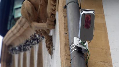 Bild: Wolfgang Steinbacher
In Amberg sind drei Laserscanner zur Erfassung der Passantenfrequenz montiert. Sie befinden sich an der Bahnhofs- und an der Georgenstraße sowie am Rathaus.