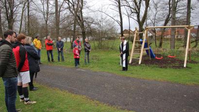 Bild: kro
Pfarrer Andreas Kraft erbat am Sonntagnachmittag den Segen Gottes.