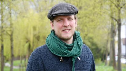 Bild: Gabi Schönberger
"Auch in Weiden sind die Auswirkungen des Klimawandels zu spüren", sagt David Kienle, der neue Klimaschutz-Manager der Stadt Weiden.