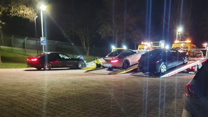 Bild: Polizei Mittelfranken/exb
Auto weg - Führerschein weg: Die Bilanz für drei Männer die am Wochenende ein illegales Straßenrennen veranstaltet haben sollen.