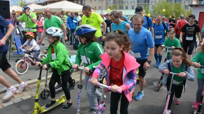 Bild: jr
Das Foto entstand 2018 beim bislang letzten Inklusionslauf in Mitterteich – am kommenden Samstag, 7. Mai, folgt eine Neuauflage der beliebten Veranstaltung.
