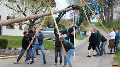Bild: stg
In Kuchenreuth waren starke Männer gefragt.
