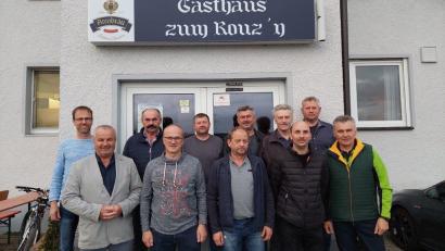 Bild: Karin Dembianny/exb
Werner Ries (rechts) steht nun an der Spitze der Jagdgenossenschaft Gösselsdorf.