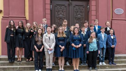 Bild: exb
23 Mädchen und Buben feierten in der Paulanerkirche Amberg Konfirmation.