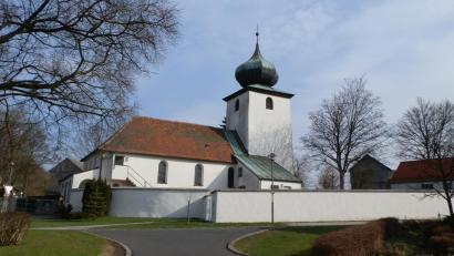 Archivbild: fsc
Sechs Mitglieder sind in den Pfarrgemeinderat der Pfarrei Wernersreuth gewählt worden. Im Bild die Pfarrkirche St. Andreas.
