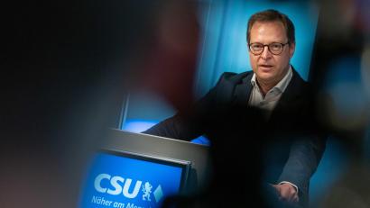 Bild: Peter Kneffel
Der neue CSU-Generalsekretär Martin Huber