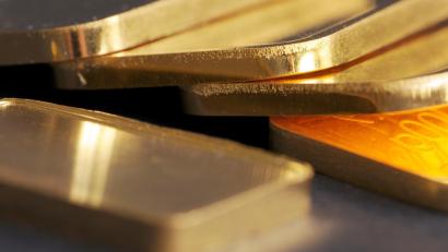 Bild: Armin Weigel/dpa
Trickbetrüger konnten einer älteren Dame Gold im Wert von 100.000 Euro klauen.