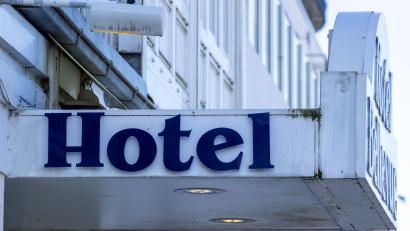 Symbolbild: Jens Büttner/dpa
Die Preise steigen: Auch in Tschechien müssen Hotel- und Gaststättenbetreiber ihre Preise erhöhen.