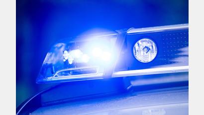 Symbolbild: Lino Mirgeler/dpa/Archivbild
Nach einer Fahrerflucht in Neustadt/WN sucht die Polizei nun Zeugen.