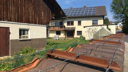 Bild: upl
Dieser ehemalige Bauernhof in der Ortsmitte von Schmidgaden soll mehreren Wohnhäusern weichen.