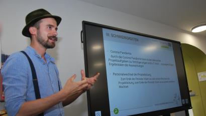Bild: gsp
Projektleiter Florian Gröninger bei der Präsentation des Abschlussberichts vor dem Kulturausschuss.