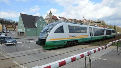 Archivbild: Petra Hartl
Mit der Thematik Bahnübergang und Planfeststellung befasst sich der Nabburger Stadtrat in einer Sondersitzung.
