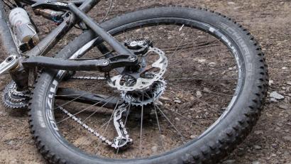 Symbolbild: Marijan Murat
Eine Frau stürzte mit ihrem Mountainbike in Freudenberg auf dem Weg ins Tal.