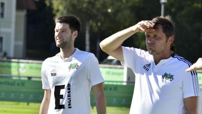 Archivbild: Hubert Ziegler
Neben Trainer Michael Hutzler (rechts), der zum Ligakonkurrenten ATSV Erlangen wechselt, verlässt auch Co-Trainer Maximilian Reichenauer (links) mit noch unbekanntem Ziel die DJK Ammerthal.