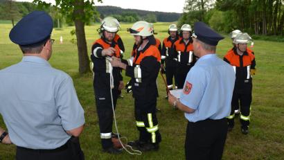 Bild: dob
Die Feuerwehrkameraden zeigten ihr ganzes Können.