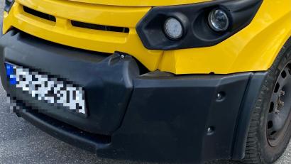 Bild: Johannes Lindenberger/exb
In Auerbach ist es zu einem verhängnisvollen Zusammenstoß zwischen diesem Elektro-Streetscooter und einer Seniorin gekommen. Wer hat den Unfall beobachtet und kann Hinweise machen?