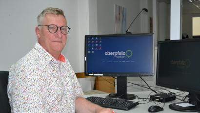 Bild: rti
Werner Schirmer hat jahrzehntelang über das Geschehen in der Region berichtet. Jetzt wechselt er die Seiten und wird als Zeitungsleser die Politik verfolgen und dann und wann, so kündigte er an, einen Leserbrief schreiben, wenn er mit einer Entwicklung nicht einverstanden ist.