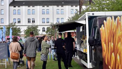 Bild: Stephan Huber
Das Foodtruck-Festival dauerte erstmals vier Tage lang. Von Donnerstag bis Freitag gab es auf dem Hochschulgelände allerhand zu essen.