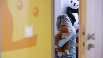 Symbolbild: Jan Woitas
Kriminalpolizei und Staatsanwaltschaft ermitteln wegen eines Missbrauchverdachts in einem Regensburger Kindergarten.