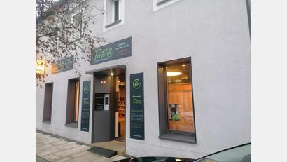 Archivbild: kec
Der "Tante M"-Laden in Parkstein kommt weitestgehend ohne Personal aus. Dennoch wendet sich der KAB-Kreisverband in einer Resolution gegen die Sonntagsöffnung.