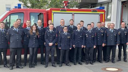 Bild: ige
Die frisch beförderten Feuerwehrleute der Wehr Sulzbach-Rosenberg mit ihren Führungskräften.