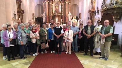 Bild: soj
Die Pilgergruppe aus Ebnath in der Wallfahrtskirche Maria Ort bei Regensburg.