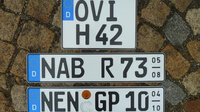 Archivbild: Gertraud Portner
Die Kennzeichen der Altlandkreise sind auch im Landkreis Schwandorf beliebt. Neben OVI, NAB und NEN gab es auch noch BUL.