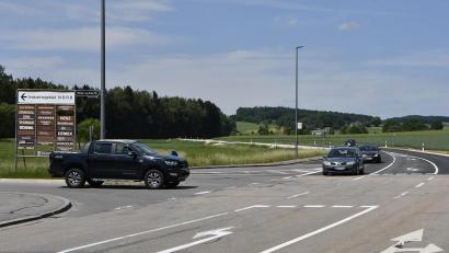 Bild: Petra Hartl
Die Straßensperre bei Immenstetten ist wieder aufgehoben worden.