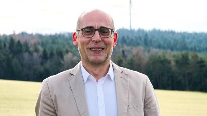 Archivbild: bl
Geschäftsleiter Stefan Falter verwies beim Projekt „Bodenständig“ in Hohenhard auf sieben Grundstückseigentümer und zehn überwiegend landwirtschaftliche Grundstücke.