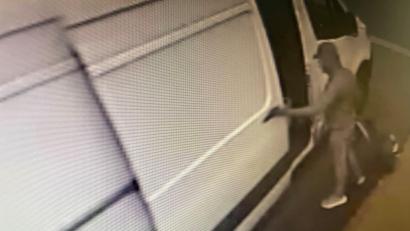 Bild: Polizeipräsidium Oberfranken
Ein Unbekannter hat am Dienstag Goldbarren im Wert von 800 000 Euro gestohlen.