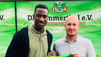 Bild: rba
Baba Draman Konare Diarra (links) und Sportdirektor Tobias Rösl.