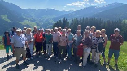 Bild: bk
Wetterglück hatten die Pressather Sänger und Kaltenbrunner Freunde, hier auf dem Reither Kogel