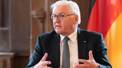 Bild: Silas Stein/dpa
Bundespräsident Frank-Walter Steinmeier: „Gerade jetzt (...) kann eine soziale Pflichtzeit besonders wertvoll sein.“