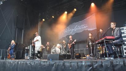 Bild: fz
Glanzvoller Auftakt der Open-Airs am Campus: Hannes Ringlstetter und Band