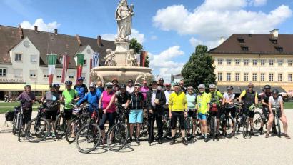 Bild: Winfried Schwarz/exb
25 Pilger machten sich in diesem Jahr mit dem Rad auf den Weg nach Altötting.