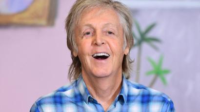 Bild: Ian West/PA Wire/dpa
Paul McCartney lacht bei der Vorstellung eines Kinderbuches (2019).