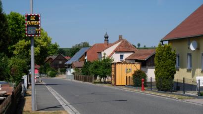 Bild: do
Die Temposünder in den Ortsdurchfahrten bremsen. Einer der Bürgerwünsche in der Bürgerversammlung