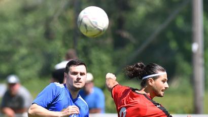Bild: A. Schwarzmeier
SC Ettmannsdorf - SpVgg SV Weiden 0:3 (0:1) vom 14.5.2022
links Stefan Graf