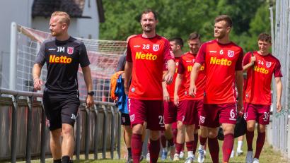 Bild: Fabian Rossmann
Die Spieler des SSV Jahn Regensburg stecken momentan in der Vorbereitung auf die neue Zweitliga-Saison.