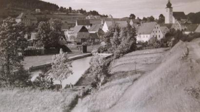 Archivbild: Förderverein Freibad Etzelwang/exb
Das Freibad Etzelwang in seiner Anfangszeit.