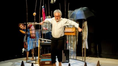 Bild: Katrin Schander/exb
"Hallo Halolo" bietet Theater für Kindergartenkinder mit Musik von Eric Satie