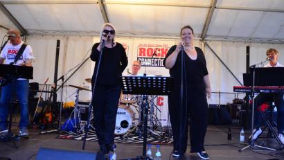 Bild: Kunz
Die Band Rock-Connection steht am 29. Juni auf der Bühne im Pfarrgarten Windischeschenbach.