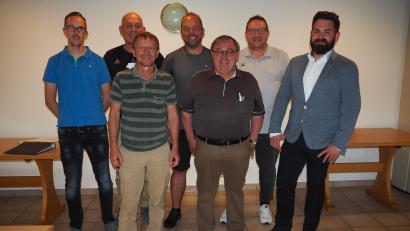 Bild: krb
Der neue Vorstand des Fördervereins Fußball bei der DJK St. Martin in Neustadt.