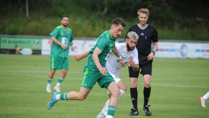 Archivbild: Andreas Brückmann
Nach dem Spiel gegen die Würzburger Kickers (Bild) geht es im nächsten Test der DJK Ammerthal (am Ball Denis Weidner) jetzt gegen die U19 des 1. FC Nürnberg.