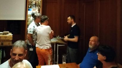 Bild: Reinhard König/exb
Viele Fragen gab es nach dem Vortrag bei der Siedlergemeinschaft Waldsassen zu beantworten.